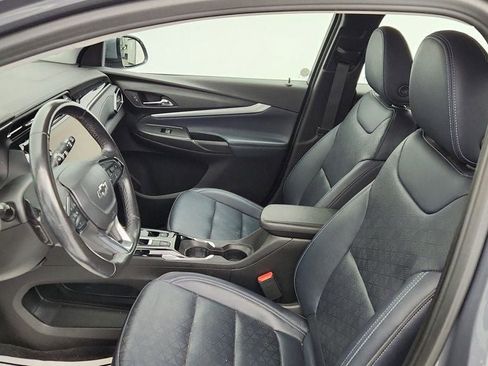 Used 2022 Chevrolet Bolt EUV LT w/ Convenience Package image 19