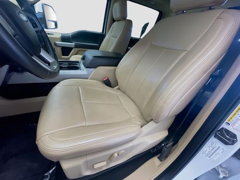 Used 2020 Ford F250 Lariat w/ Lariat Ultimate Package image 13