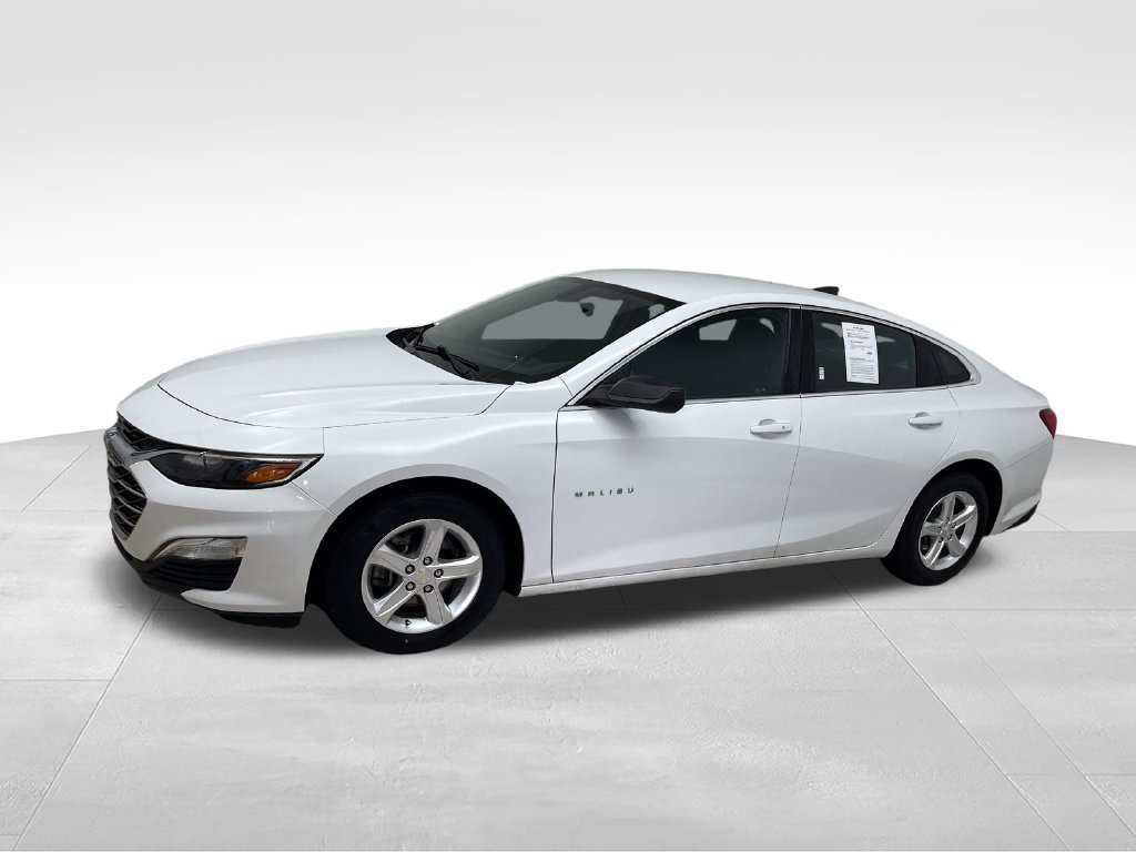 Used 2021 Chevrolet Malibu LS FWD image 2