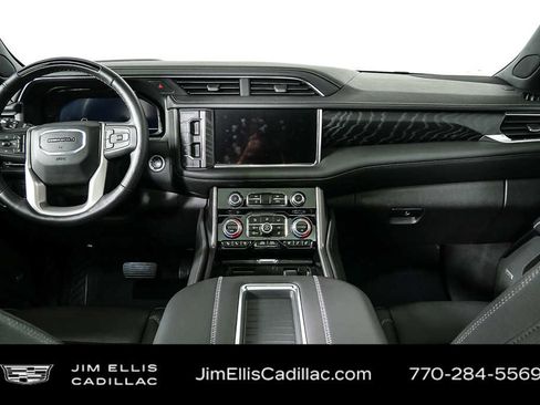 Used 2023 GMC Yukon XL Denali w/ Denali Reserve Package image 40