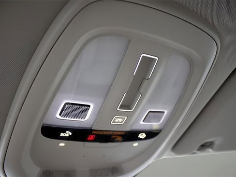 Certified 2025 Volvo XC60 T8 Core w/ Protection Package Premier image 28