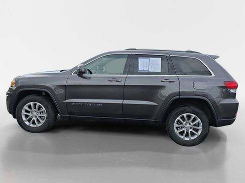 Used 2021 Jeep Grand Cherokee Laredo image 7