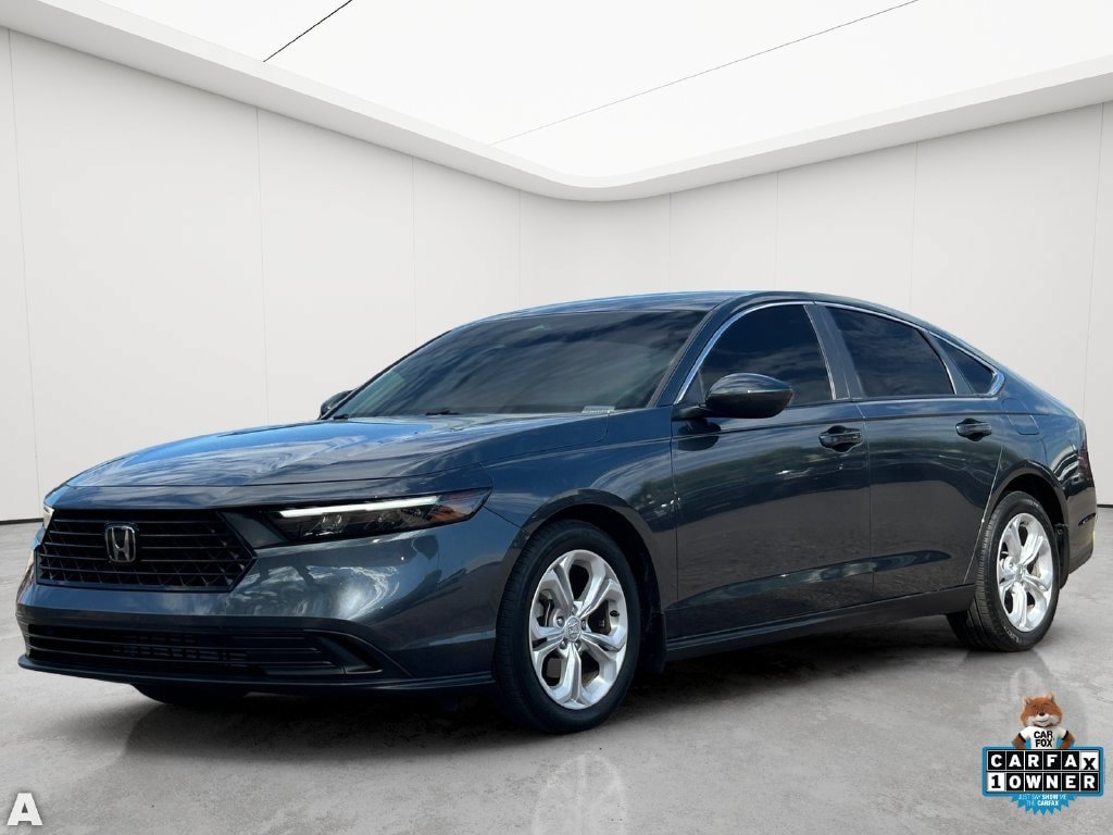 Used 2025 Honda Accord LX image 2