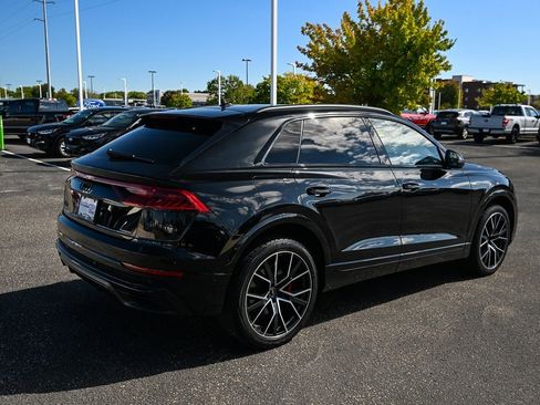 Used 2022 Audi Q8 Premium Plus image 4