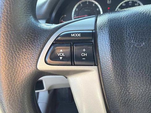 Used 2010 Honda Accord EX image 39