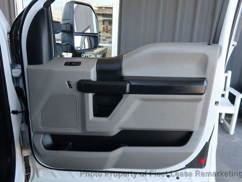 Used 2020 Ford F250 XL w/ Power Equipment Group image 23