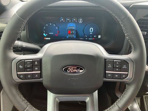 Used 2025 Ford F150 Lariat w/ Equipment Group 502A High AWD/4WD image 17