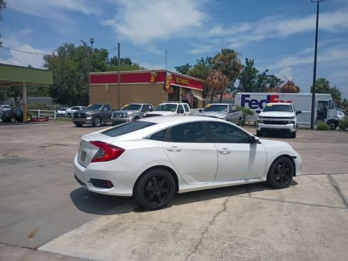 Used 2020 Honda Civic LX image 32