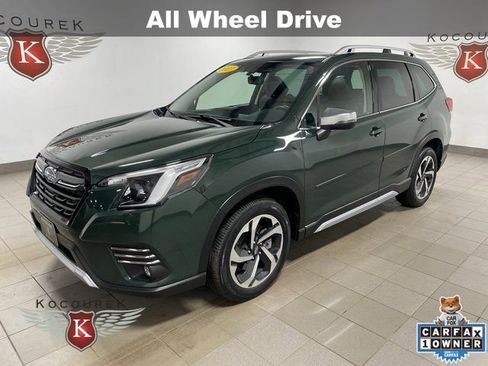 Used 2023 Subaru Forester Touring image 3