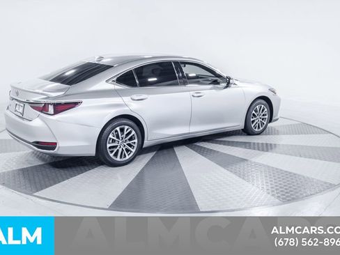 Used 2022 Lexus ES 300h image 11