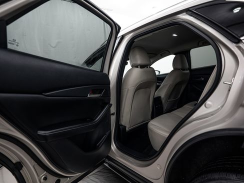 Used 2023 MAZDA CX-30 AWD 2.5 S w/ Preferred Package image 16