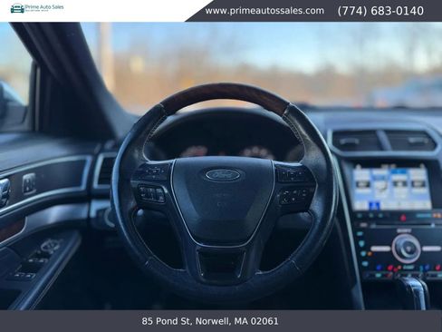 Used 2017 Ford Explorer Platinum AWD/4WD image 15