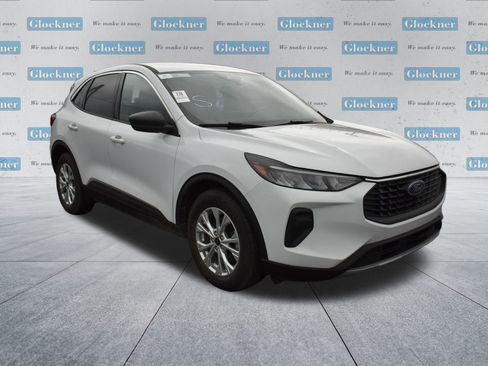 Used 2023 Ford Escape Active w/ Tech Pack #1 image 3