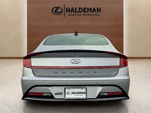 Used 2023 Hyundai Sonata Limited image 5