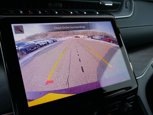 New 2025 Jeep Grand Cherokee L Limited w/ Black Appearance Package image 22