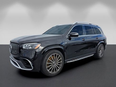 Used 2023 Mercedes-Benz GLS 63 AMG 4MATIC w/ Warmth & Comfort Package image 8