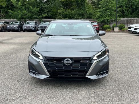 New 2025 Nissan Altima 2.5 SV w/ SV Premium Package image 9