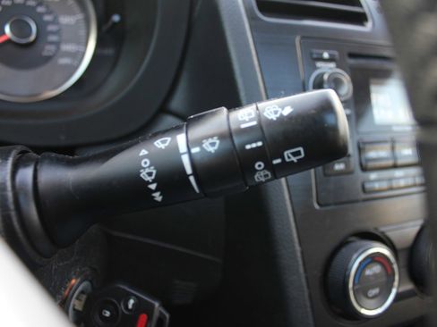 Used 2014 Subaru Forester 2.5i Limited w/ Popular Package #2 image 16