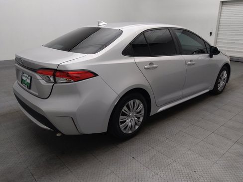 Used 2022 Toyota Corolla LE image 9