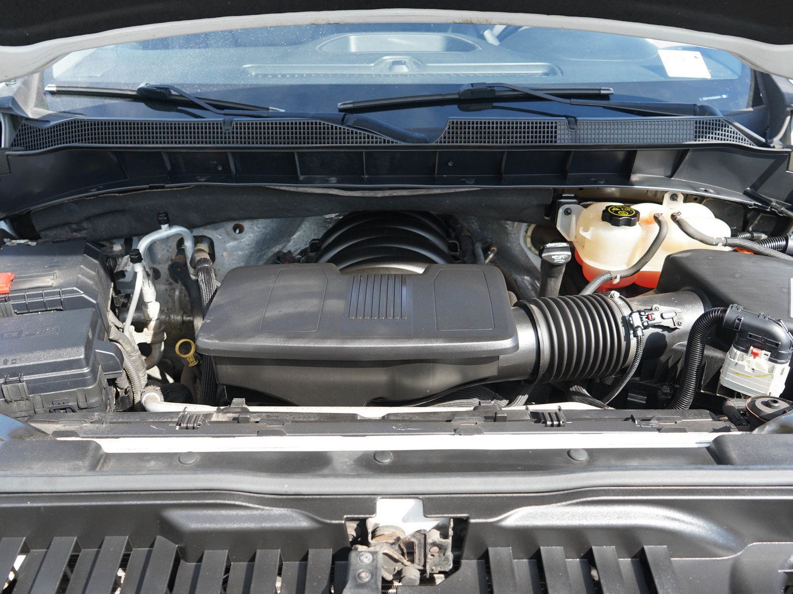 Used 2019 Chevrolet Silverado 1500 LT Trail Boss AWD/4WD image 33