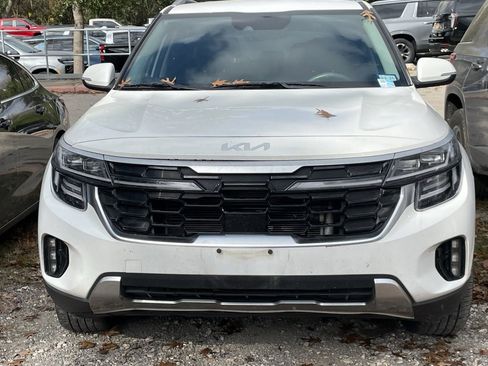 Used 2024 Kia Seltos SX image 2