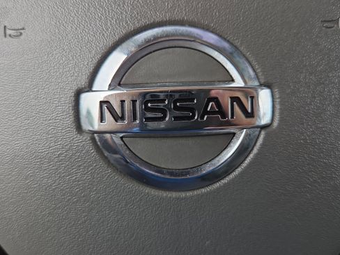 Used 2018 Nissan Frontier SV RWD image 35