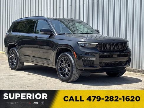 Used 2024 Jeep Grand Cherokee L Summit AWD/4WD image 1