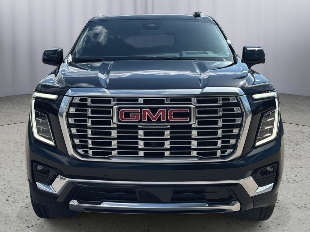 Used 2026 GMC Yukon Denali w/ Sun & Power Step Package AWD/4WD image 8