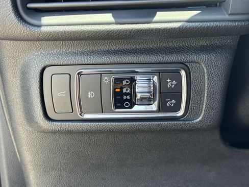 Used 2021 Lincoln Corsair Reserve w/ Equipment Group 201A AWD/4WD image 31