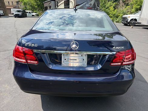 Used 2014 Mercedes-Benz E 350 4MATIC Sedan image 5