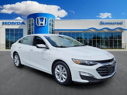 Used 2024 Chevrolet Malibu LT FWD image 1