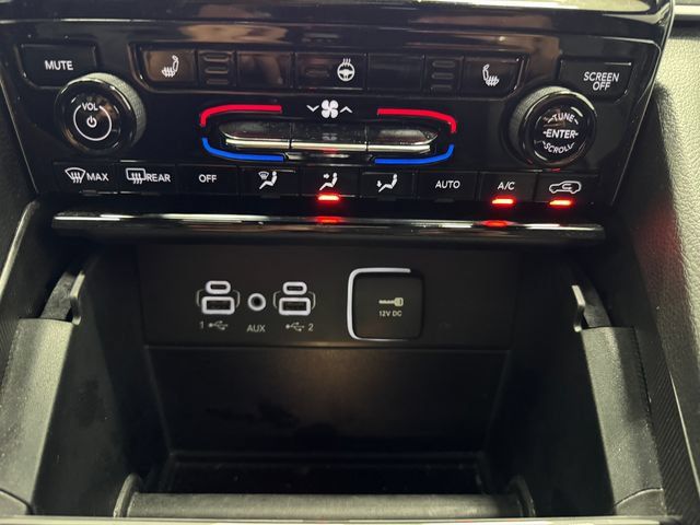 Used 2025 Jeep Grand Cherokee L Limited RWD image 36