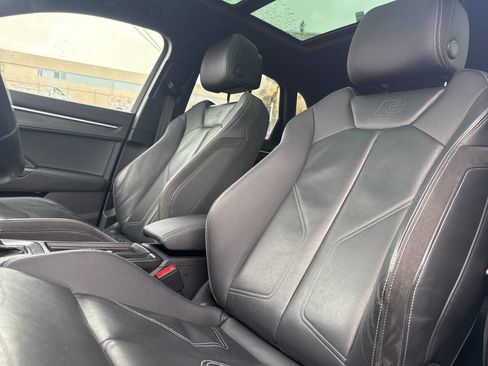 Used 2021 Audi Q3 2.0T Premium Plus w/ Premium Plus Package image 32