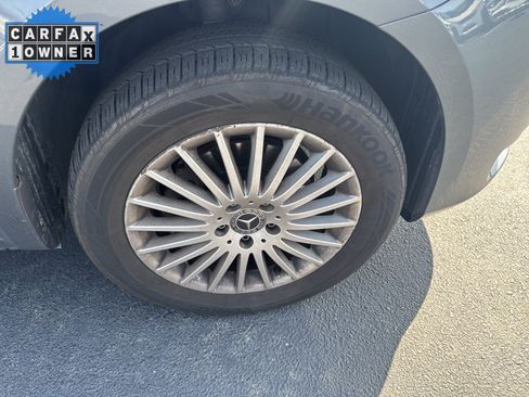 Used 2019 Mercedes-Benz Metris Passenger image 19