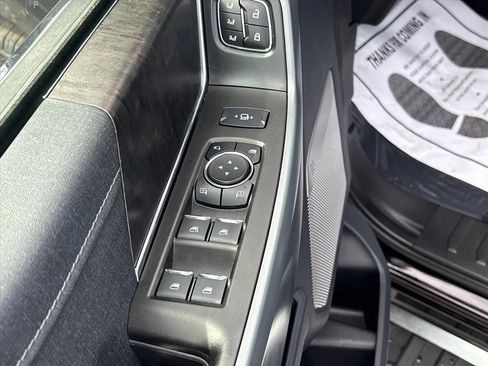 Used 2023 Ford F150 Lariat w/ Equipment Group 502A High AWD/4WD image 28