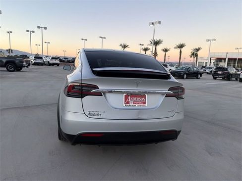 Used 2017 Tesla Model X 100D image 6