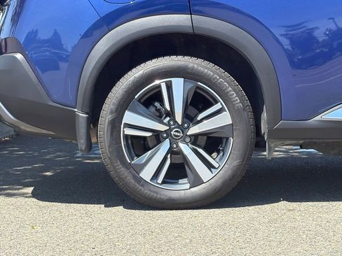 Used 2023 Nissan Rogue SL AWD/4WD image 32