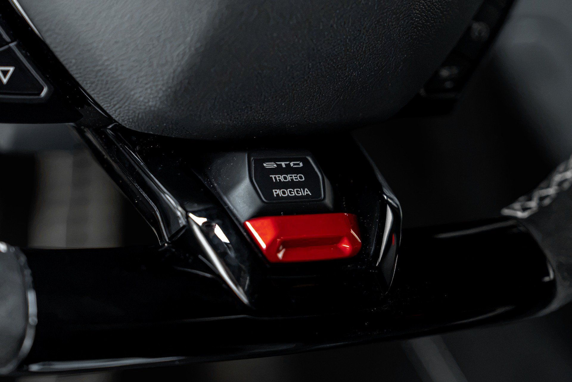 Used 2022 Lamborghini Huracan STO RWD image 51