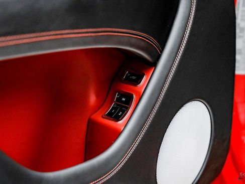 Used 2019 Bentley Bentayga image 86