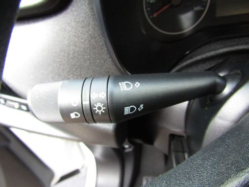 Used 2021 RAM ProMaster City Tradesman image 8