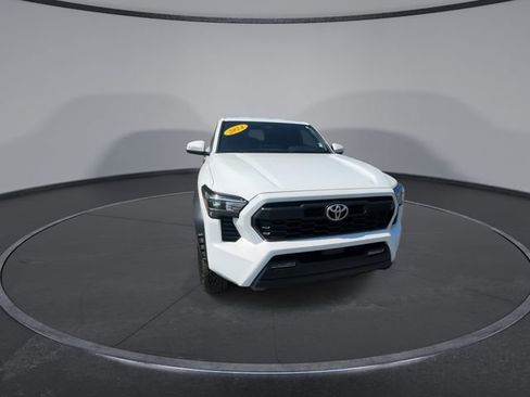 Used 2024 Toyota Tacoma TRD Off-Road image 4