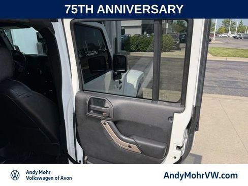 Used 2016 Jeep Wrangler Unlimited Sahara AWD/4WD image 16