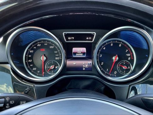 Used 2019 Mercedes-Benz GLS 550 4MATIC w/ Driver Assistance Package image 13