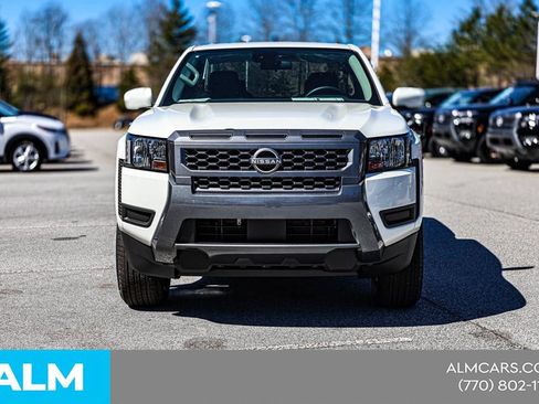 Certified 2025 Nissan Frontier SV RWD image 12