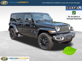 Used 2025 Jeep Wrangler Unlimited Sahara w/ Safety Group AWD/4WD video 1