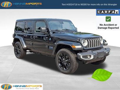 Used 2025 Jeep Wrangler Unlimited Sahara w/ Safety Group
