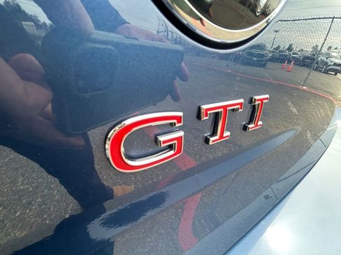 Used 2025 Volkswagen GTI SE FWD image 36