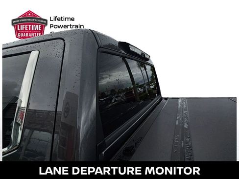 Used 2026 Toyota Tundra Limited AWD/4WD image 15
