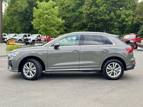 Used 2023 Audi Q3 2.0T Premium w/ Convenience Package AWD/4WD image 3