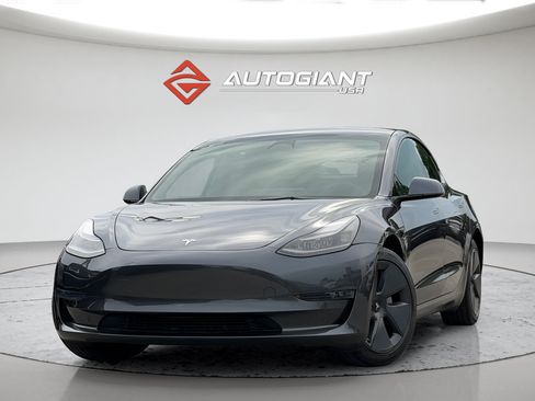 Used 2021 Tesla Model 3 Standard Range Plus RWD image 1